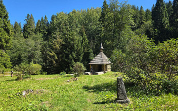 Podróżuj po Polsce z Wiesławem: Grób Hrabiny w Siankach