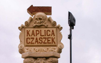 Po Polsce z Wiesławem: Kaplica Czaszek w Czermnej