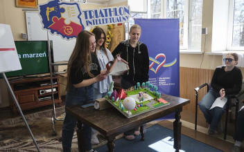 У Костюхнівці в півфіналі VI Інтелектуального тріатлону змагалися школярі з двох областей