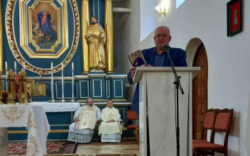 W Ostrogu zaprezentowano książkę wspomnień o ks. Andrzeju Kwiczali
