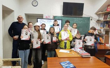 Święto Niepodległości Polski w szkołach Stowarzyszenia Ewy Felińskiej