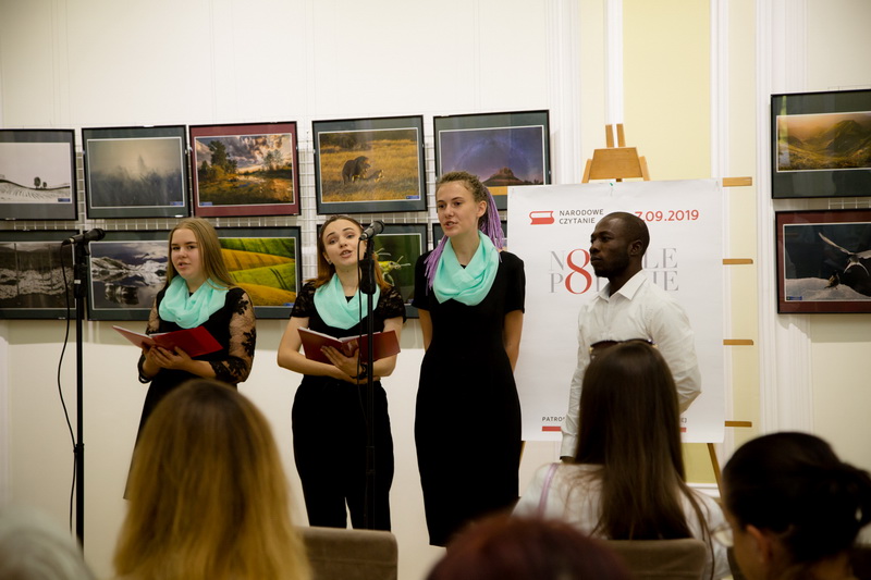 Narodowe Czytanie Rowne 1