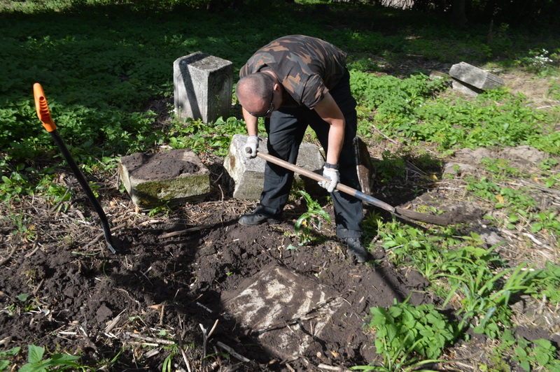 Nieobecni sasiedzi 1