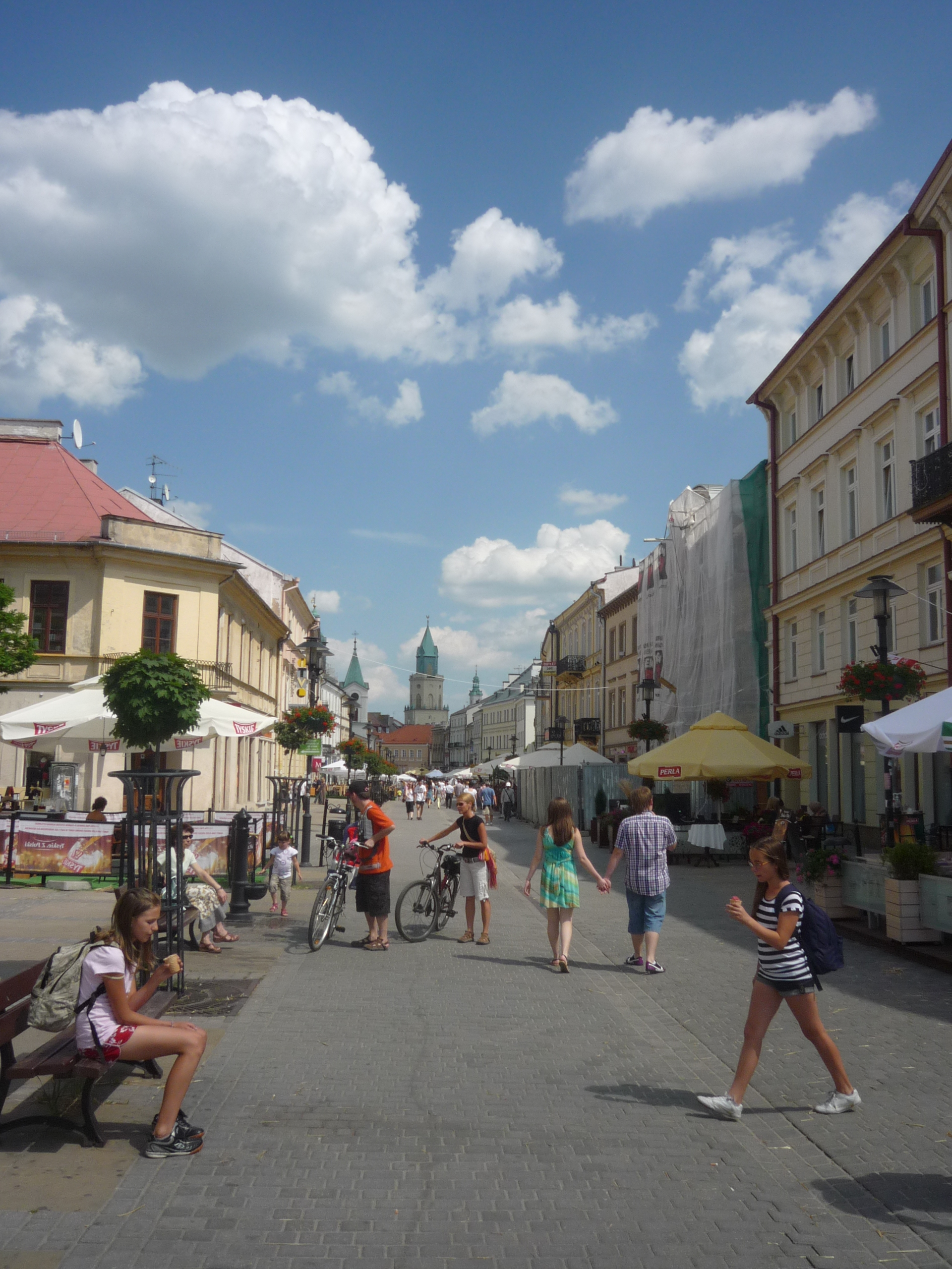 12_krakowskie_przedmiescie_deptak