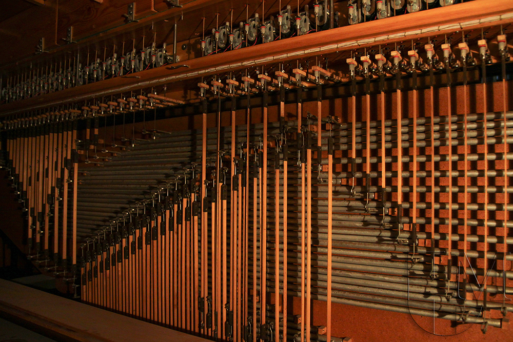 Organy w kościele św. Antoniego w Równem