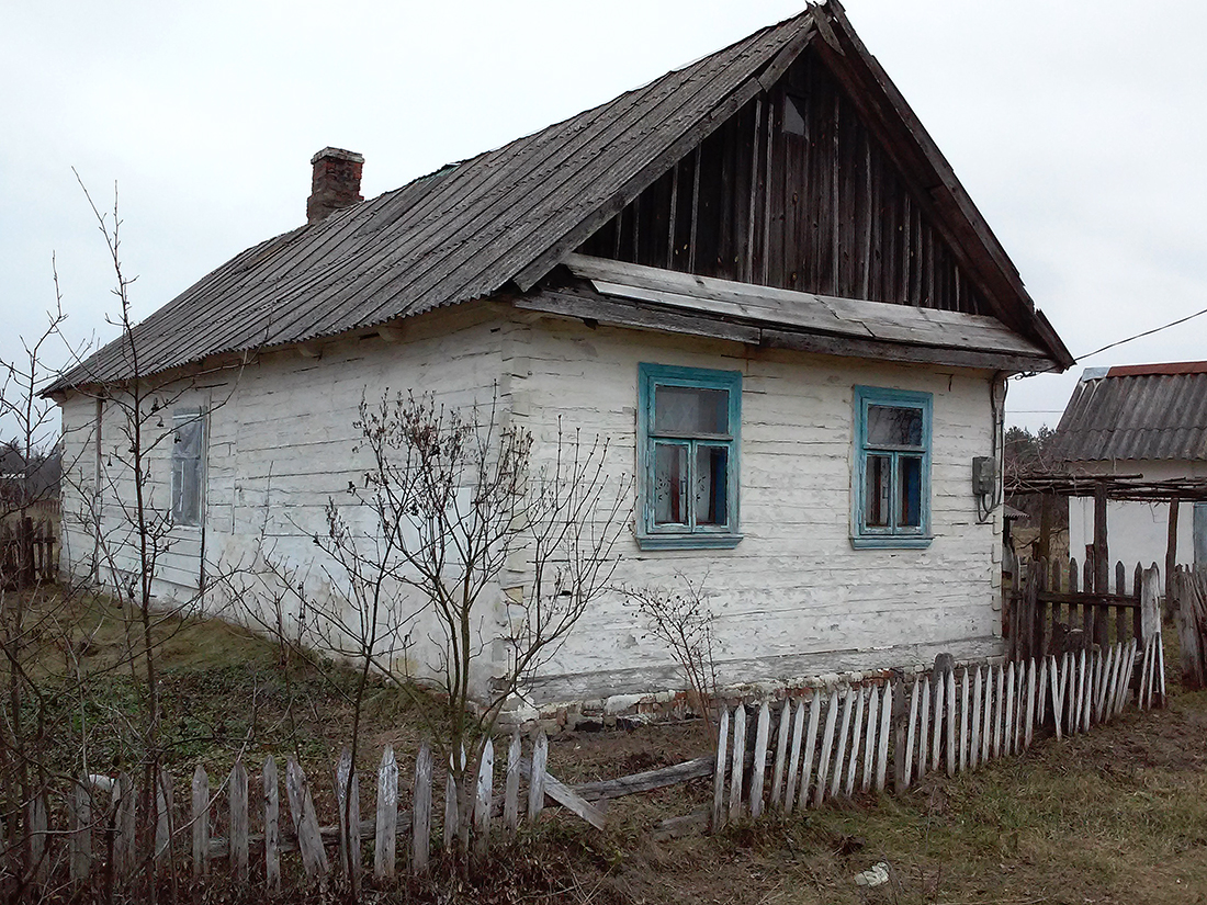 Хати, зведені в 1930-х рр., збереглися донині.