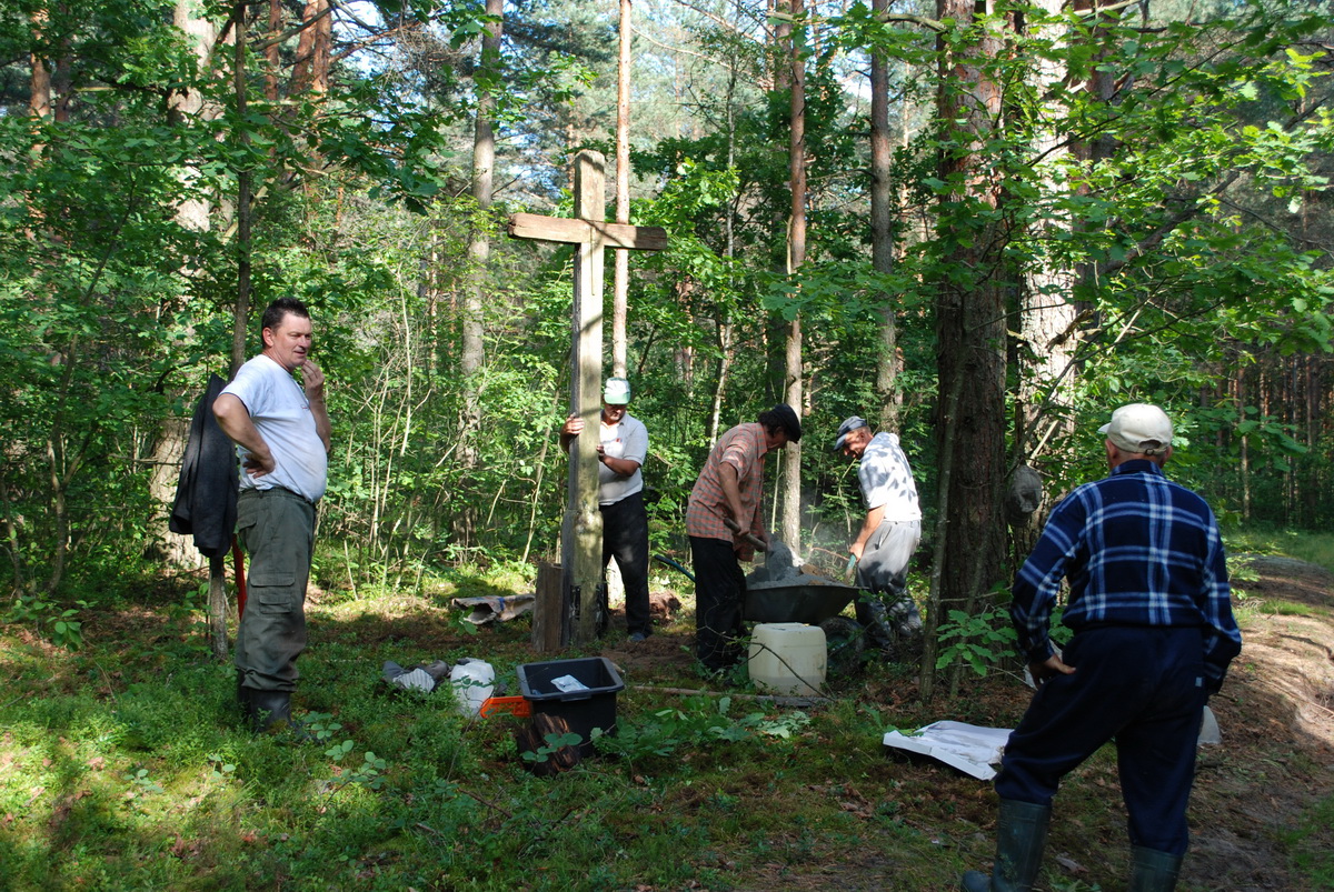 4. Відновлюємо хрест у 2009 р.